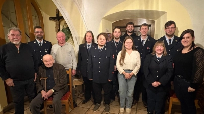 Geehrte Mitglieder im Rahmen der Dienstversammlung FFW Georgenberg-Neuenhammer (Bild: Martina Seidl)