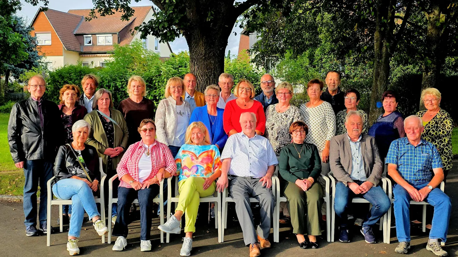 Teilnehmer des Klassentreffen Jahrgang 1954/55 (Bild: Bernt Halbauer)