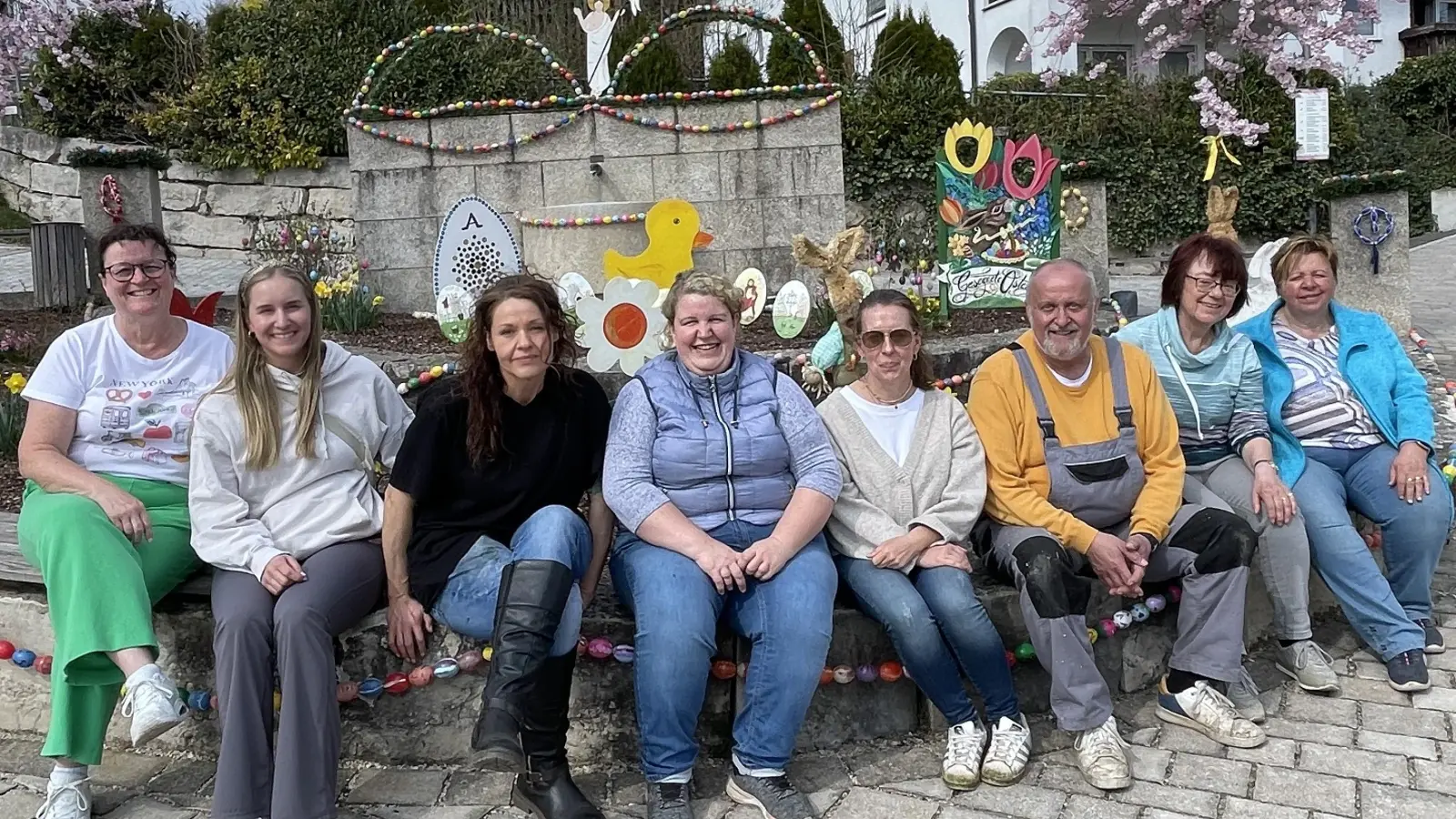 V.l. Doris Weiß, Celine Peter, Caroline Hausner, Bianka Götz, Anja Kunz, Anton Peter, Ursula Klose, Ilonka Götz. (Bild: Doris Weiß )