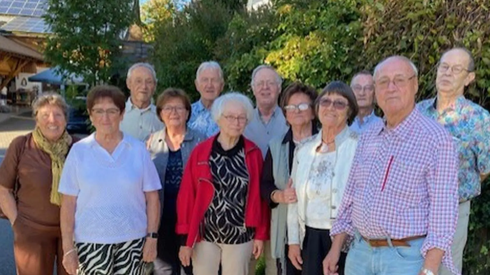 V.l.n.r.: Irmgard Lüers, Monika Neumann, Christian Günter, Gerlinde Band, Karl Bock, Anita Olma, Werner Strunz, Angela Boethe, Heidi Holsten, Willi Andörfer, Franz Andörfer, Walter Steiner. Nicht auf dem Foto: Maria Berthold, Sonja Friedrich, Anna Klier, Helga Schön, Rosemarie Zaruba, Hans Fröhlich, Ludwig Ott, Martin Schreier, Manfred Witzer. (Bild: Heidi Holsten)