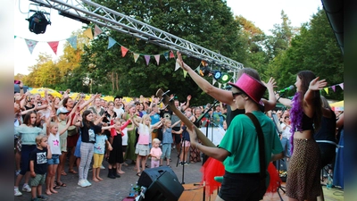 Auftritt von Highway to Helldrich beim Bright Mountain Festival 2024 (Bild: Madlene Windisch)