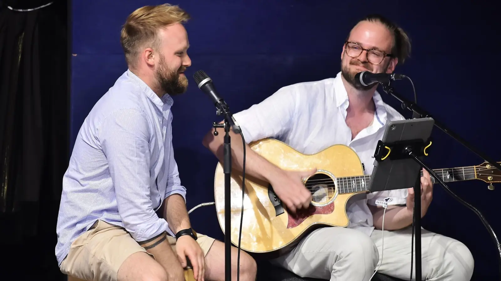David Allstadt (links) und Jonas Falkenstein (rechts) übernahmen die musikalische Umrahmung. <br>Schwesternfest 2026. (Bild: Hubert Ziegler)
