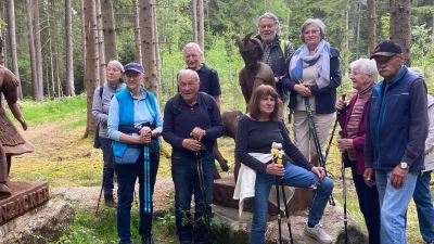 OWV Nabburg auf dem Tanzacker, ein Sagen umwobener Ort oberhalb des Ortes Pertolzhofen (Bild: Hans Rachwalik)