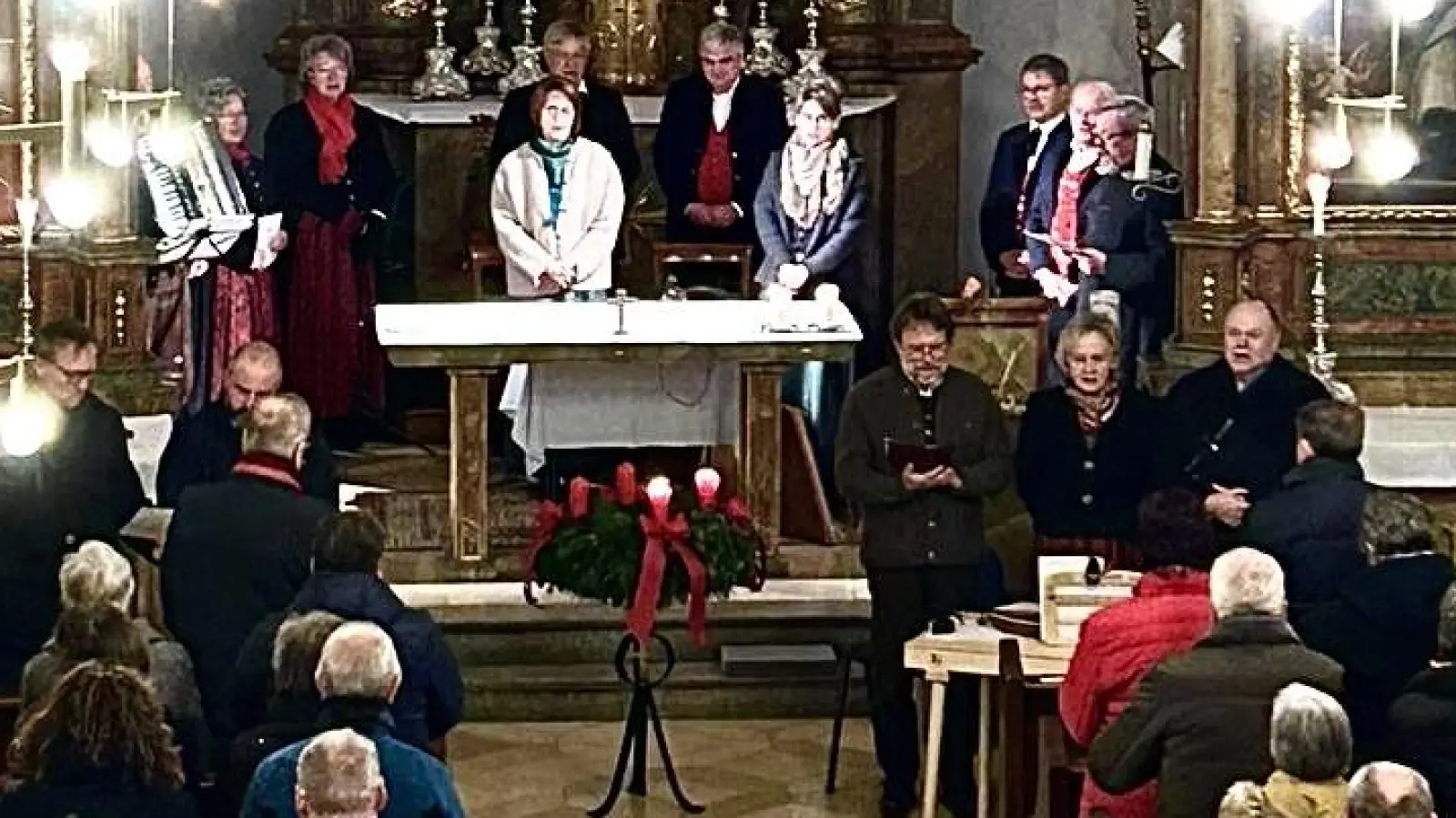 Ein abwechslungsreiches Programm gibt es beim altbayerischen Adventsingen zu hören. (Bild: Rosenberg/exb)
