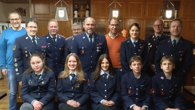 Die Teilnehmer des Feuerwehrfitnessabzeichens. (Bild: Markus Kindl)