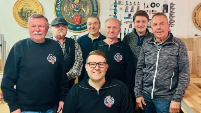 die ersten 7 Plätze von links: Falk Kurt,Georgi Klaus ,Taktaschev Ravil,Birner Alfred, Jäger Leobold ,Hajek Kar vorne Weiß Jürgen (Bild: Joshua Pfadenhauer)