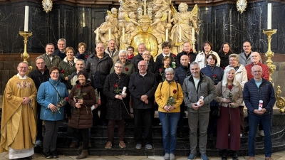 Am Kirchweihsonntag lud der Sachausschuss Ehe und Familie zur festlichen Feier der Ehejubiläen in die Basilika ein. 17 Paare, die zwischen 15 und 60 Jahren verheiratet sind, folgten der Einladung.  (Bild: Markus Scharnagl)