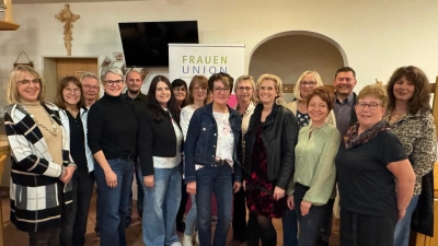 Neu gewählte Vorstandschaft der Frauenunion Pleystein  (Bild: Josef Windirsch)