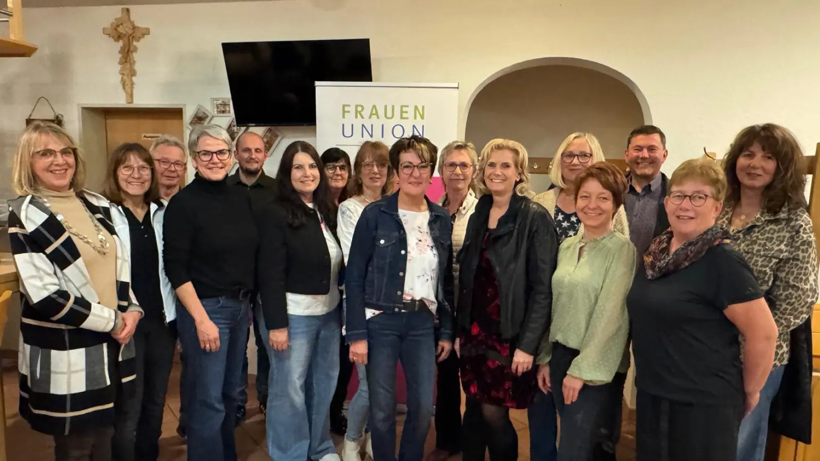 Neu gewählte Vorstandschaft der Frauenunion Pleystein  (Bild: Josef Windirsch)