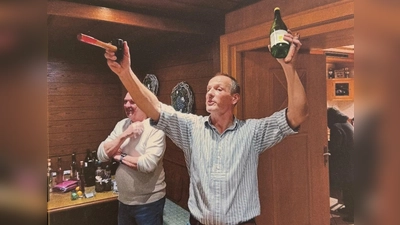 Versteigerer Christian Steger in Action. (Bild: Günter Becher)