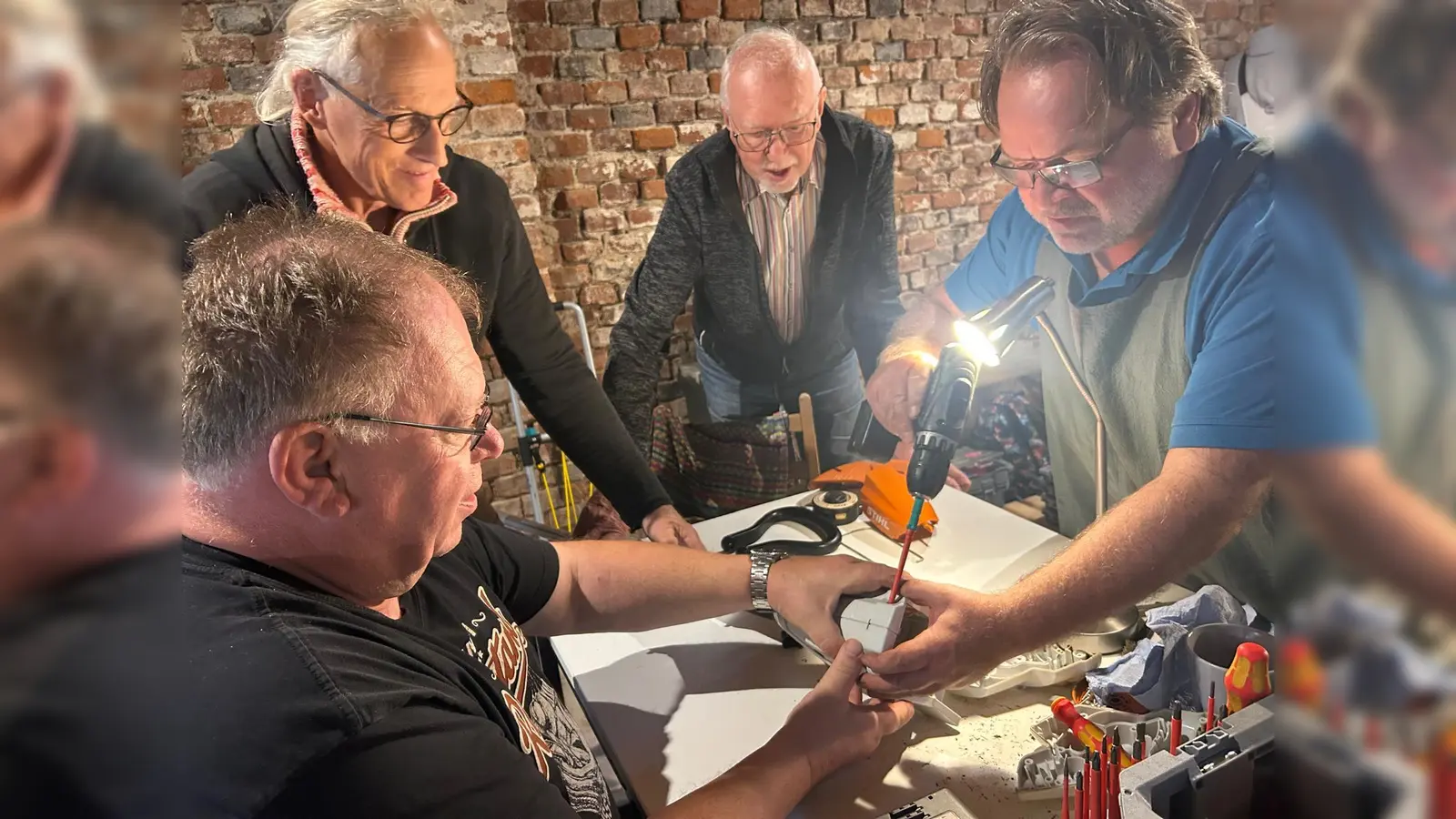 Archivbild: Reparaturcafe Reisedorf (Bild: Peter Gmeiner)
