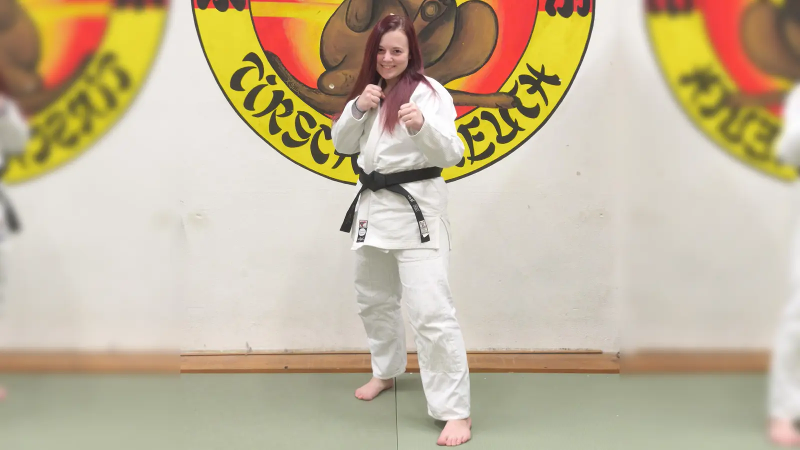 Vanessa Richter mit neuer Gürtelfarbe im Dojo der Sparte Kickboxen/Ju-Jutsu/BJJ/Judo (Bild: Edgar Schmid)