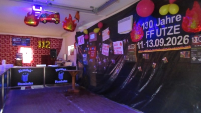 Die Bar der Rotlichtparty (Bild: Erwin Schmidbauer)