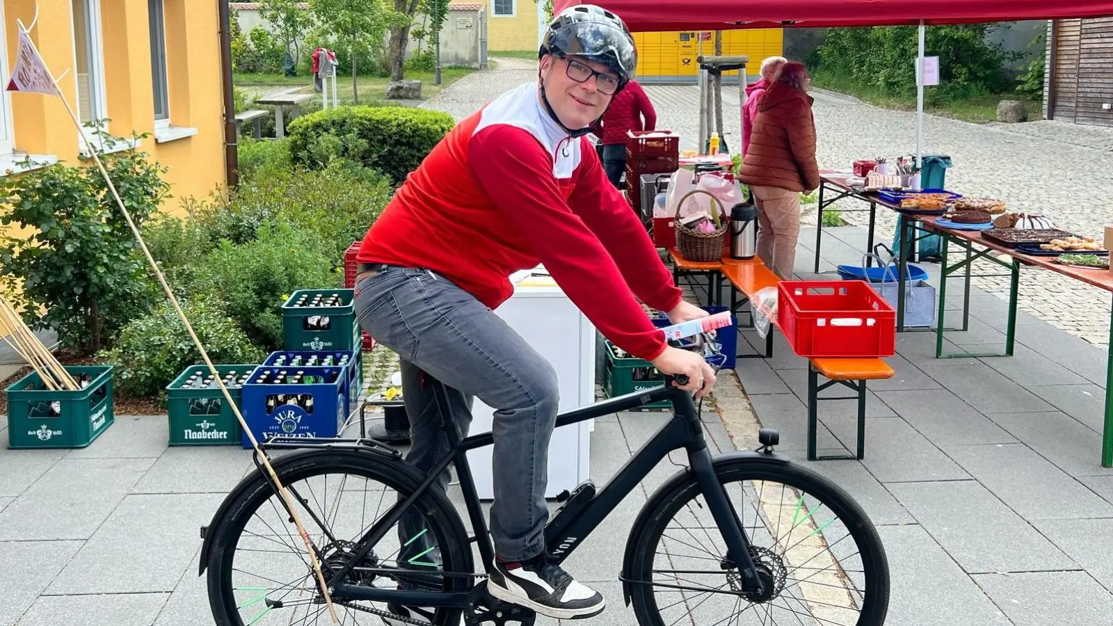 Der Flohmarkt war gut besucht. (Bild: Waltraud Lobenhofer)