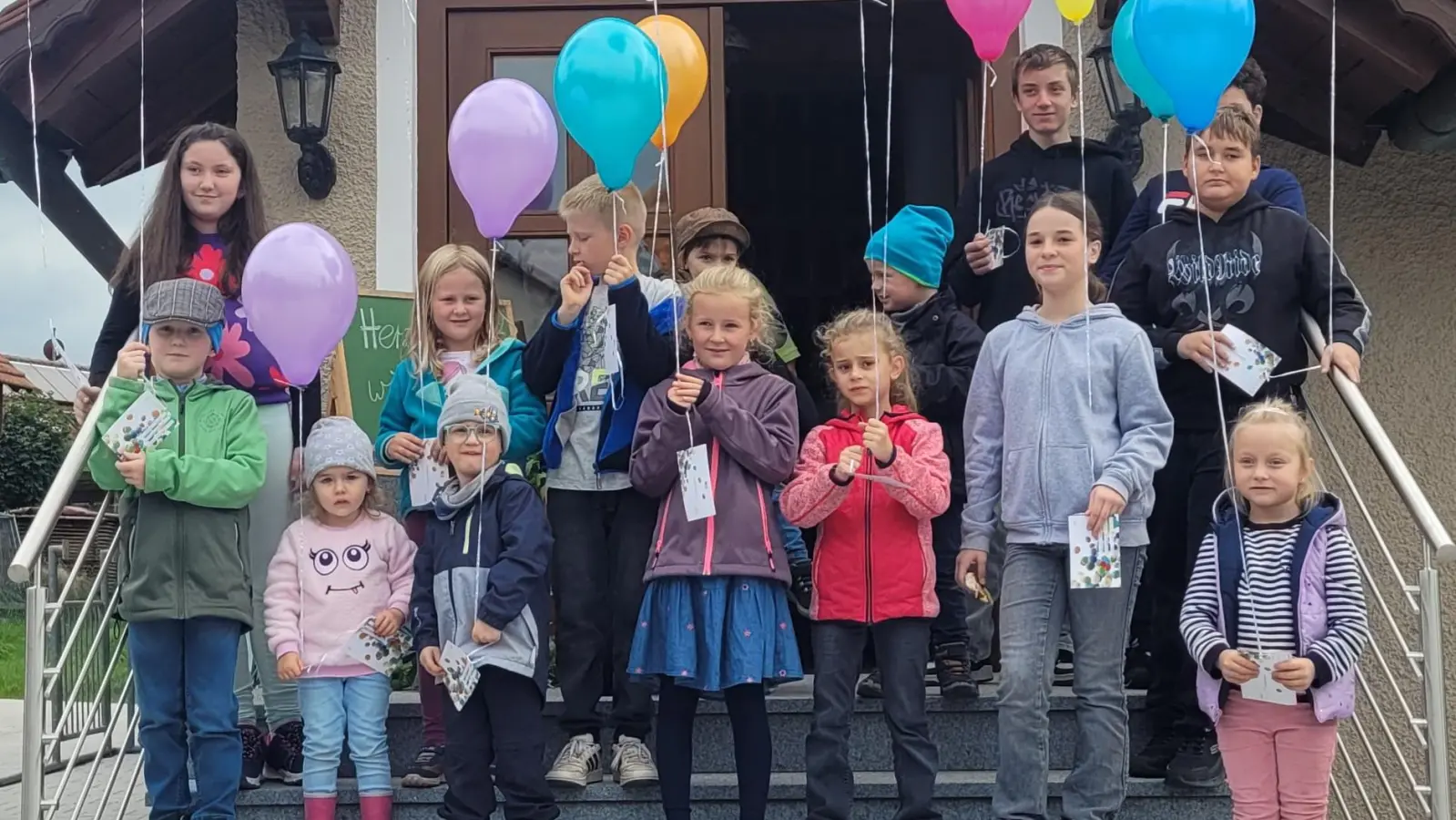 Gespannt warten alle auf das Startsignal zum Abflug (Bild: Manuela Deml)