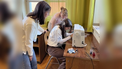 Im MakerSpace dürfen die Schülerinnen und Schüler am EG selbständig handwerklich tätig sein. (Bild: Katrin Schön)