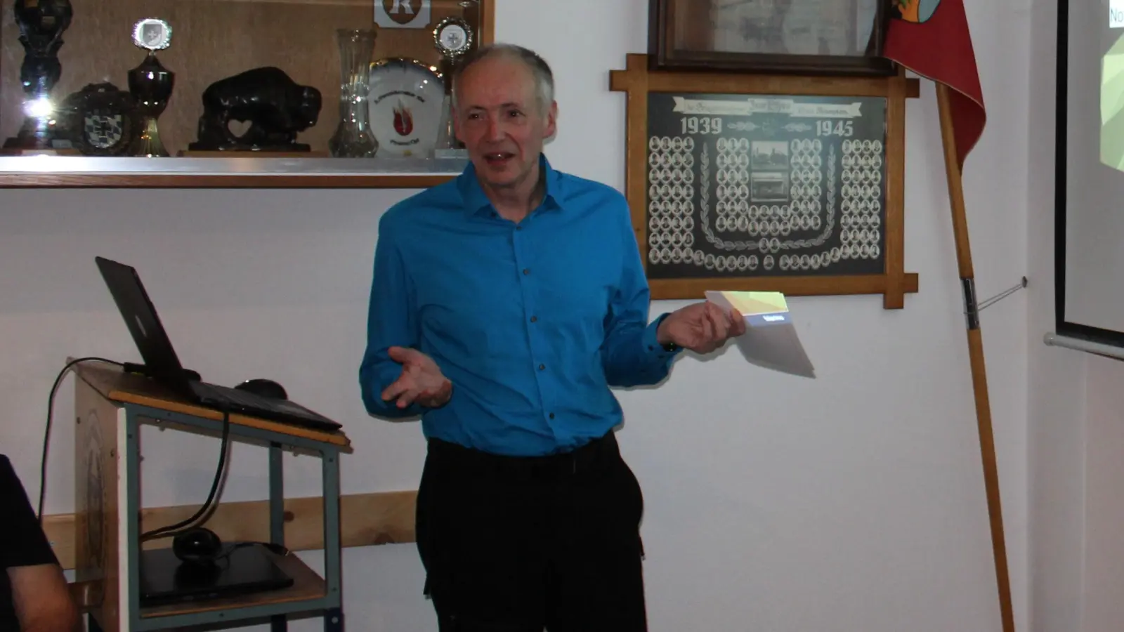 Der ehemalige NATO-Kommandeur Norbert Wagner berichtete im Reservistenheim der SRK Thanstein über aktuelle Herausforderungen der Deutschen Marine in der Ostsee. (Bild: Matthias Niebauer)