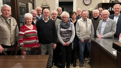 Der OWV Flossenbürg kann in seiner Jahreshauptversammlung viele treue Mitglieder ehren. (Bild: jba)