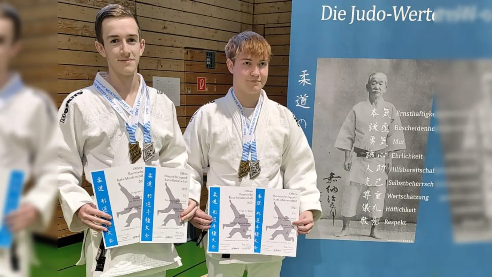links Nicolas Nagelschmidt Re Simon Nicola Bayer Meister Judo-Kata Bild: Norbert Nagelschmidt (Bild: Heinz-Ulrich Schmidt)