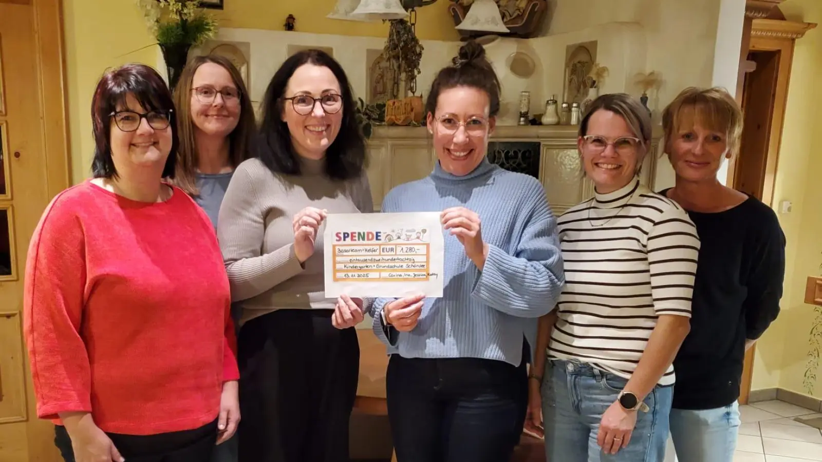 Carina Maier, Jessica Hopfner, Veronika Lehner, Romina Lehner, Katharina Prüll, Ina Weinfurtner (von links) (Bild: Andreas Spichtinger-Holler)