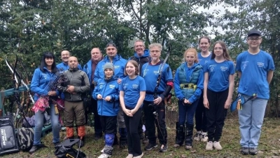 Die Bogenschützen des Schützenvereins Freischütz Grünlas in Hirschau. (Bild: Josef Söllner )