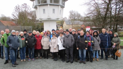 Relikte aus der DDR-Zeit und Kunst- u. Handwerkermarkt Bad Neualbenreuth. (Bild: Joachim Hantke)