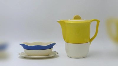 Sauciere und Kaffeekanne, Form Jutta, um 1935 bis 1940 (Bild: Stadtmuseum Schwandorf)