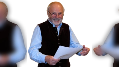 Durch den Abend führt Dieter Radl – charmant und schlagfertig. (Bild: Walter Heldrich)