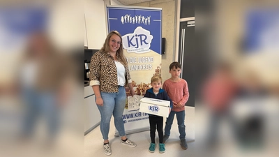 Ziehung Sommerquiz (Bild: Maria Pannrucker)