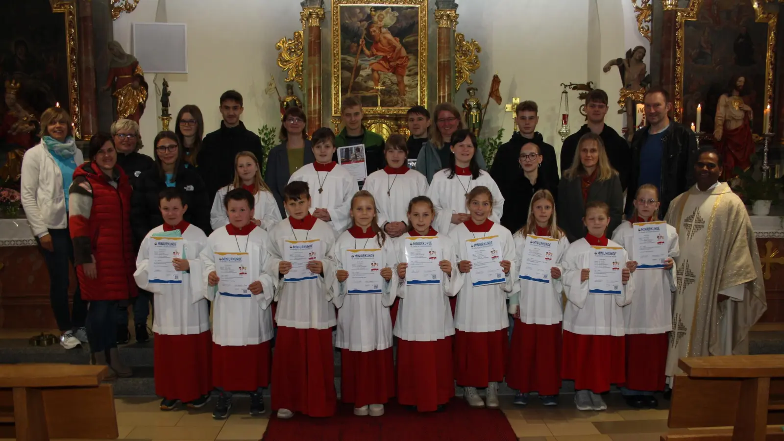 Ministranten der Pfarrei Neukirchen zu St. Christoph (Bild: Anja Thalhauser)