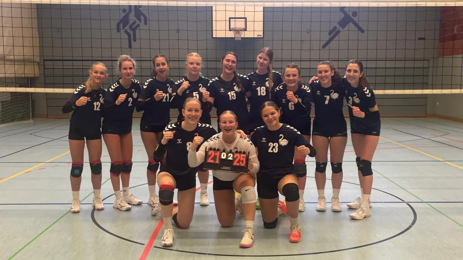 Die U20 Mannschaft des VC Schwandorf hat sich für die Nordbayrische Meisterschaft qualifiziert. (Bild: Lisa Segerer)