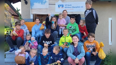 Die erfolgreichen Teilnehmer bei der Kartoffelaktion. (Bild: Manuela Deml)