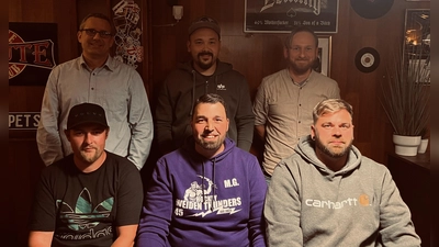 Die Führungsriege des Eishockeyvereins Thunders Weiden. (Bild: Gössl/exb)