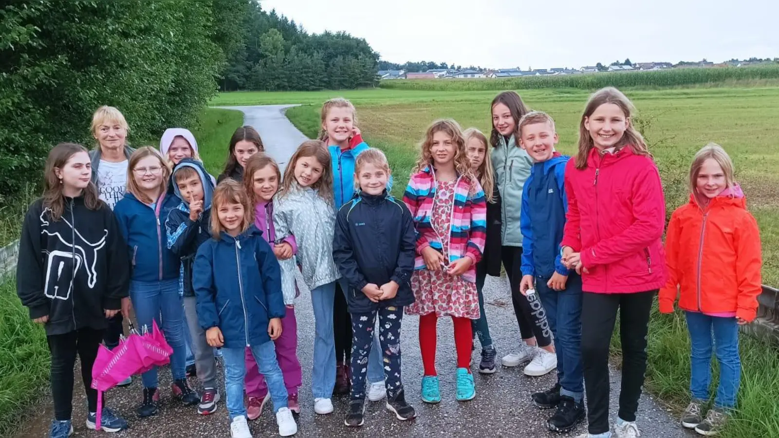 Die Schnitzeljagd durch Schmidgaden durfte nicht fehlen. (Bild: Simone Vetter)