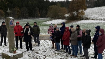 Das Zetzl-Marterl wurde nach der Renovierung eingeweiht (Bild: Hans Gollwitzer)