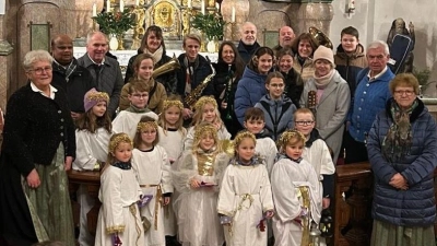 Die Mitwirkenden des Adventsingens in Premenreuth (Bild: Egon Böhm )