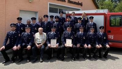 Aktive Feuerwehrmitglieder. (Bild: Korinna Lippert)