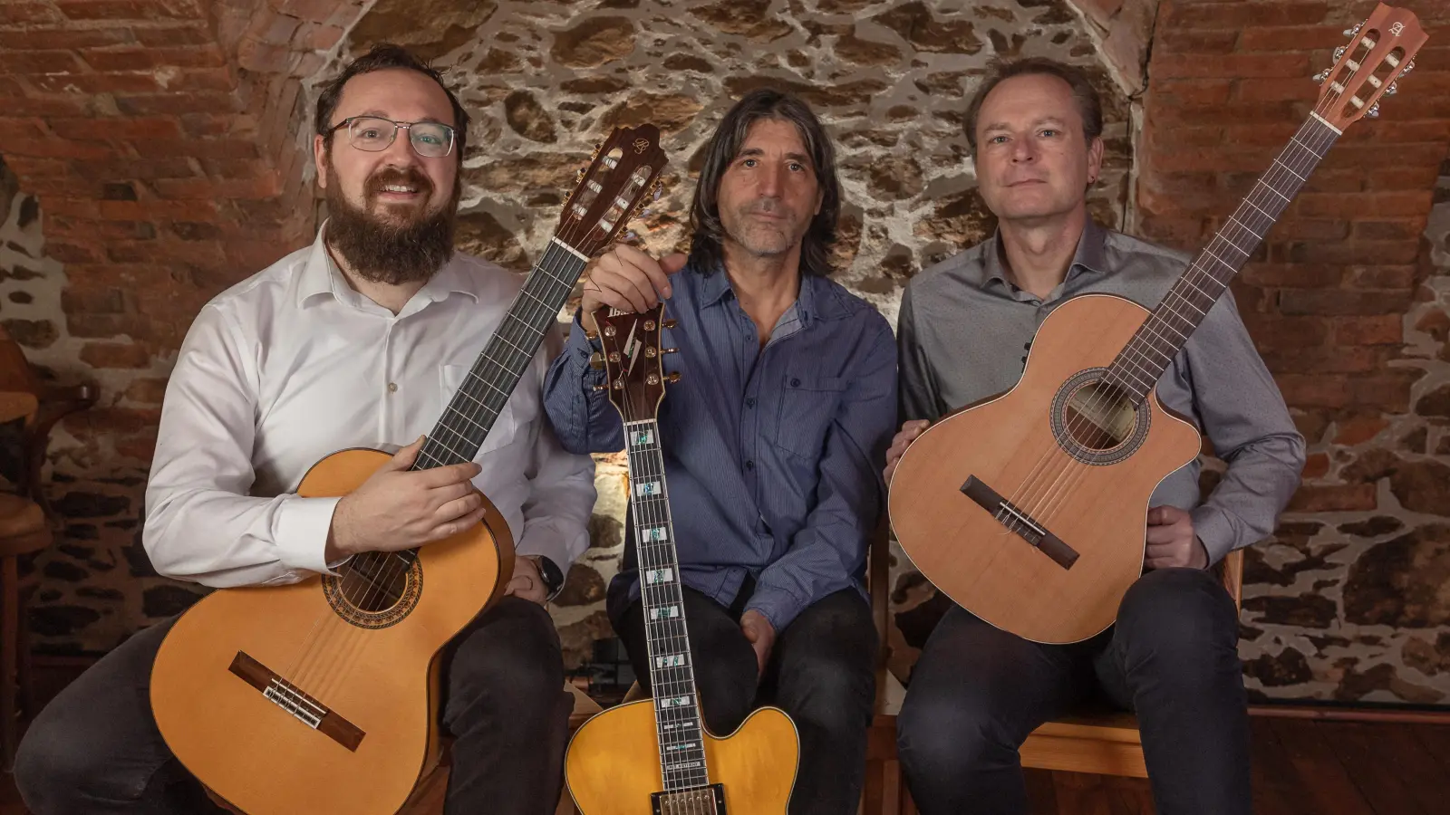 Das Gitarren-Ensemble „Trio Puente“ gibt ein Konzert in Wernberg-Köblitz. (Bild: Georg Mühlbauer)