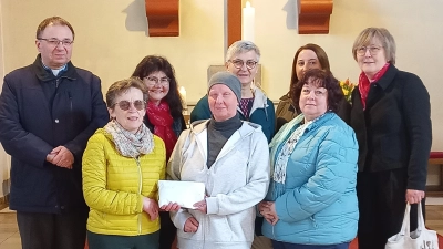 Spendenübergabe. (Bild: Lothar Porst)