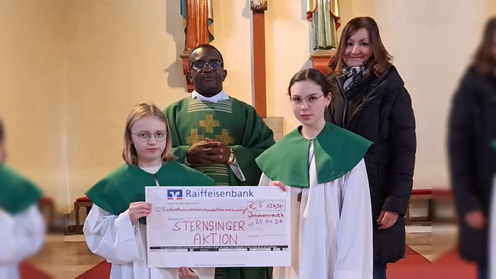 Spende fürs Kindermissionswerk (Bild: Roman Melzner)