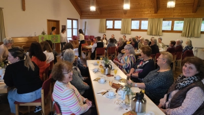 Einen guten Zuspruch erfuhr das Frühstück mit Vortrag durch die beiden Frauenbünde der evangelischen und katholischen Kirchengemeinde. (Bild: Fred Lehner)