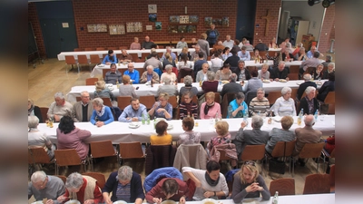 KAB-Fastenessen in der Aula der Mittelschule. (Bild: Thomas Pinzer)