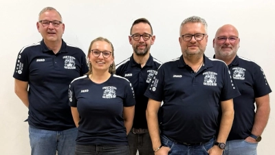 v.l. Jürgen Zweck, Ramona Nübler, Markus Meier, Markus Jokiel, Wolfgang Franz (Bild: Christina Püschl)