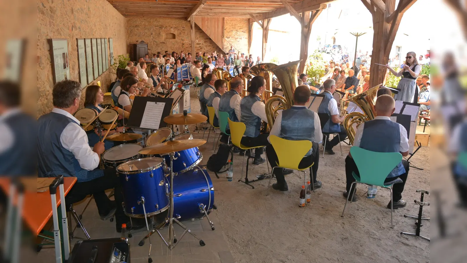 Die Blaskapelle Konnersreuth ist am Sonntag, 28. Juni ab 17 Uhr Gastgeber der Serenade im Schafferhof, unser Bild. Die Bevölkerung ist bei freiem Eintritt herzlich eingeladen. (Bild: Josef Rosner)