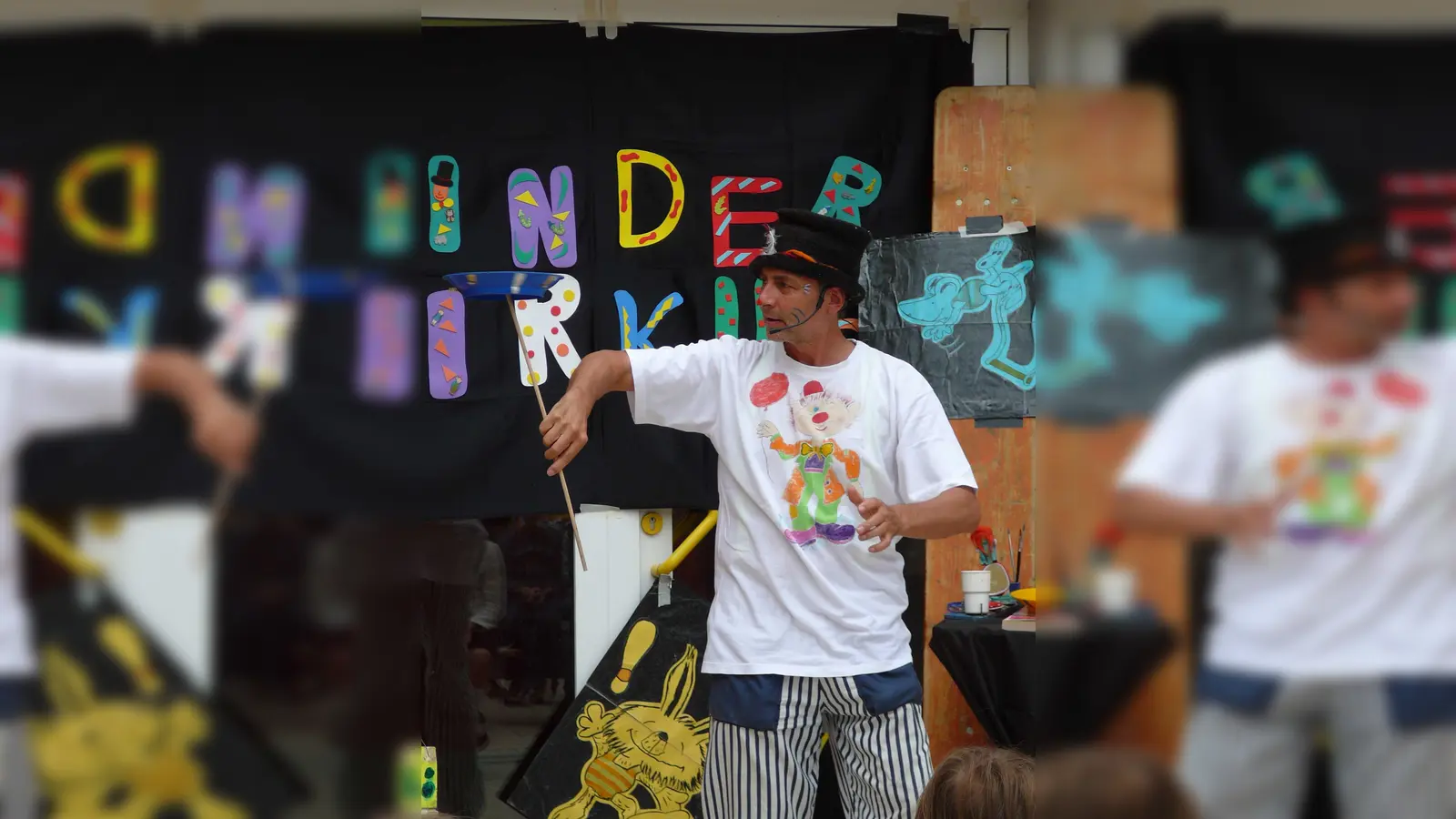 Peters Kinderzirkus gastiert im SOS-Kinderdorf Oberpfalz  (Bild: Ursula Hofmann )