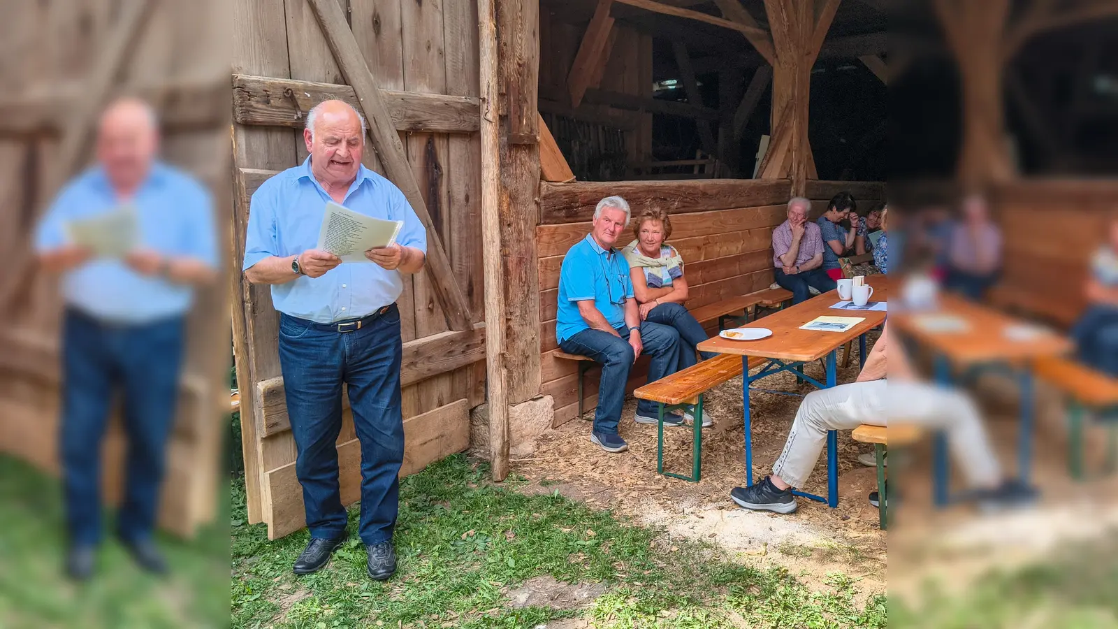 Wenn Hans Pirner aus Bernricht eine Auswahl seiner lustigen Gedichte, natürlich in Mundart, vorträgt, hat er immer aufmerksame Zuhörer.  (Bild: Ernst Luber)