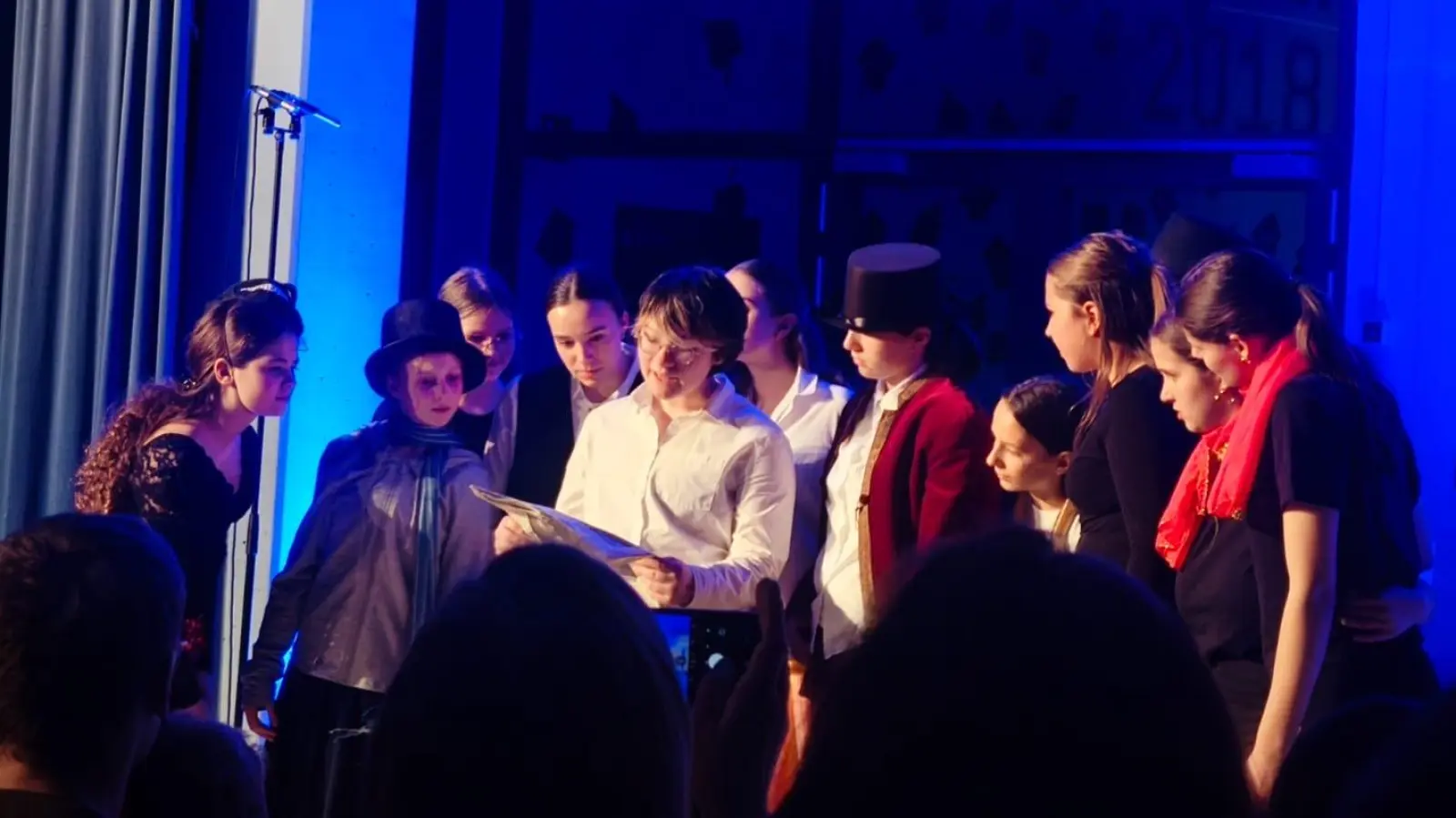 Die Zuschauer waren von den Darbietungen der jungen Künstlerinnen und Künstler begeistert. (Bild: Sophia Popp)