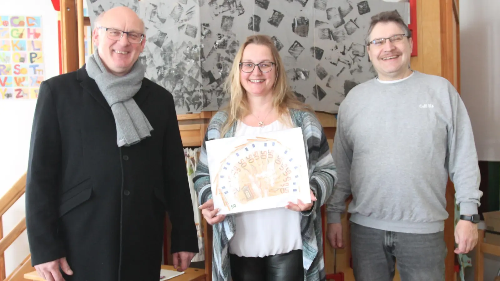 Spendenübergabe (Bild: Anja Thalhauser)