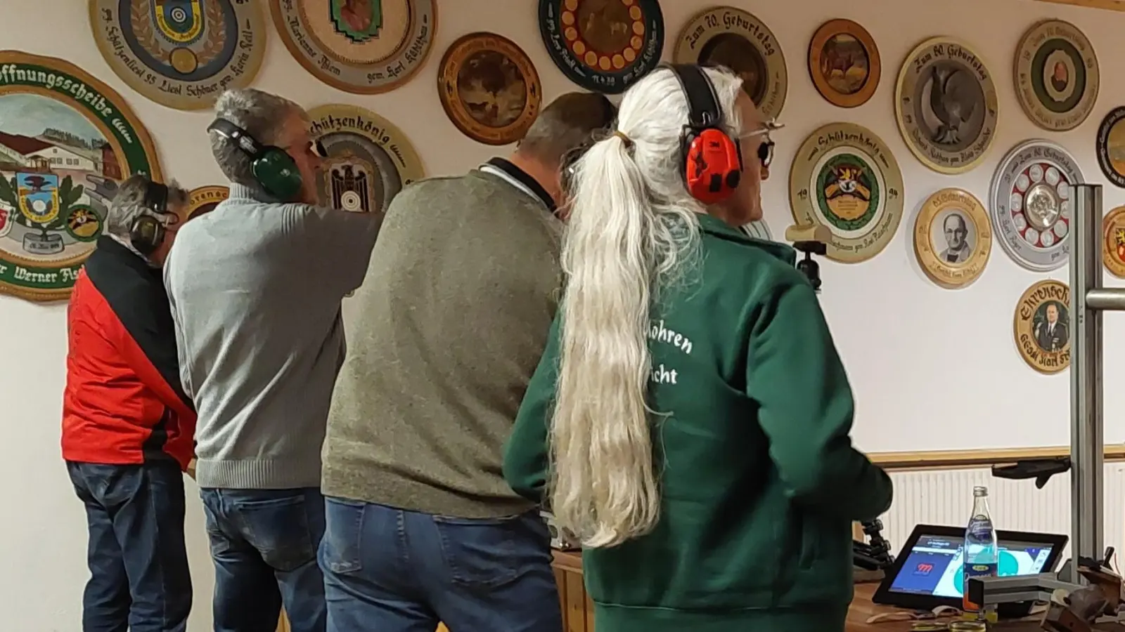 vr. Andrea Schröther, Stefan Koller, Gerhard Lotter alle „Drei Mohren” Poppenricht, Fritz Seegerer Tell Vilseck (Bild: Josef Schmaußer)