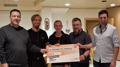 Von links nach rechts. Christian Ziegler, Alexander Schmid, Melanie Schmid, Daniel Stahl und Markus Bruckmeier von der PI Nabburg. (Bild: Christian Ziegler)